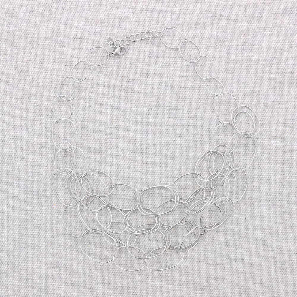 Goldene Collier-Kette – Eleganz in Edelstahl