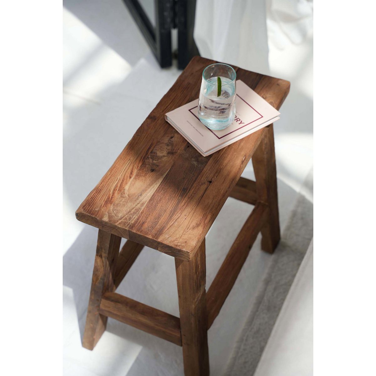 Der Fab Rustic Hocker – Natur