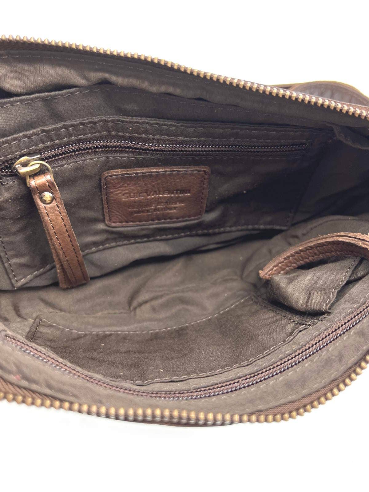 Kleine Umhängetasche aus echtem Leder, hergestellt in Italien, Art. 2032: Schwarz by Suie Valentini srl