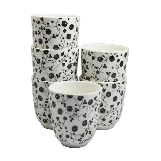 Teecup aus Porzellan floral